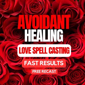 Puede incluir: Un fondo de rosas de color rojo intenso con texto superpuesto en negrita que dice AVOIDANT HEALING, LOVE SPELL CASTING, FAST RESULTS y FREE RECAST. El texto se presenta en una mezcla de letras rojas y blancas sobre el fondo floral.