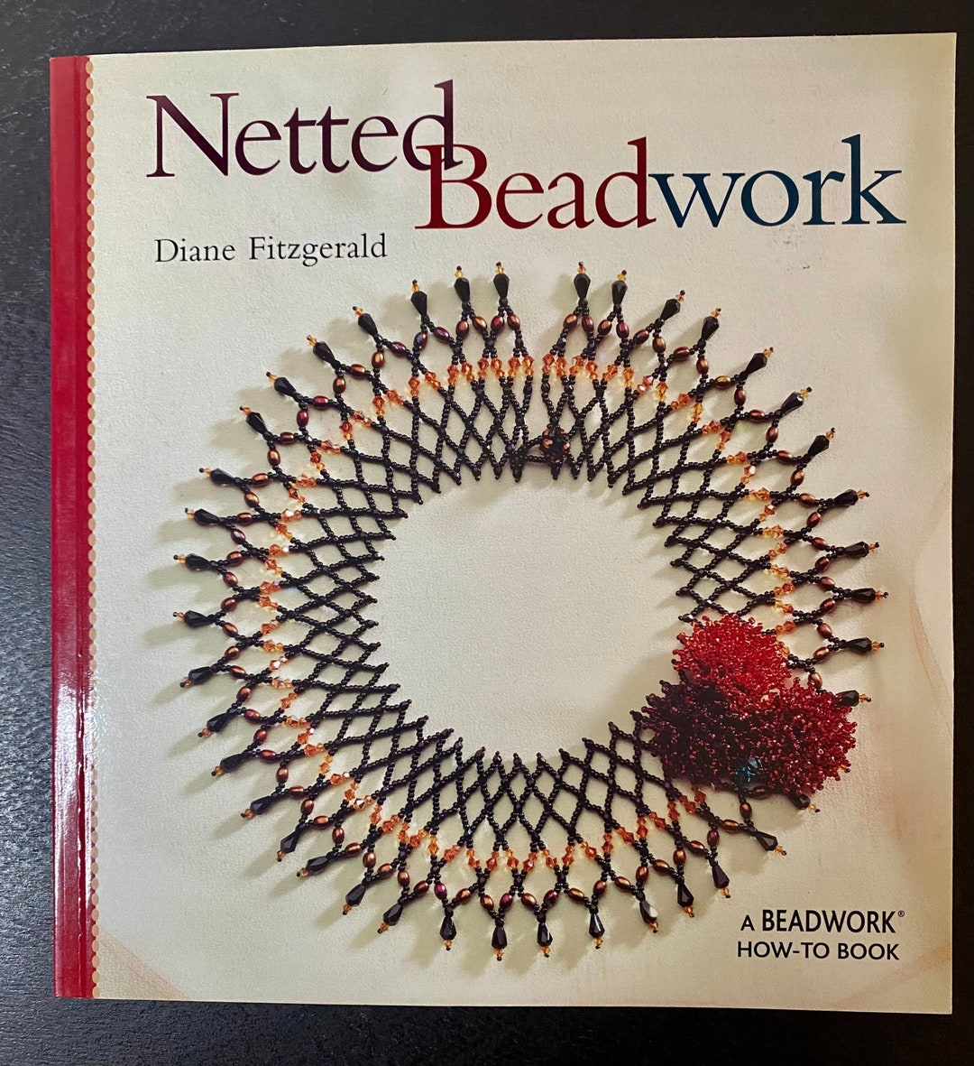 英書　Diane Fitzgerald's Shaped Beadwork Shaped Beadwork & Beyond: Dimensional Jewelry in Peyote