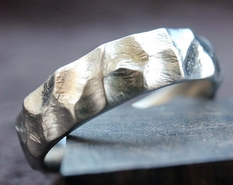 Rustic Titanium Ring, Hand-carved rocky style, mountain stone texture ring, rough ring rugged band,Titanium band,Women's  Men's Wedding Ring
