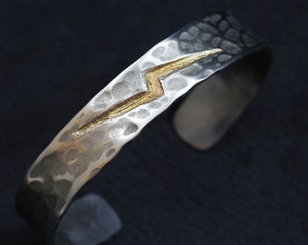 Titanium cuff bracelet, handmade hammered  Engraving Lightning, solid grade 2 titanium bracelet, heat treated color, men and women bangle