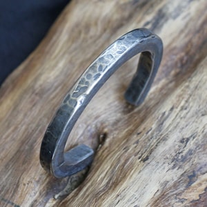 Men&#39;s Titanium cuff bracelet, handmade 8 x 8mm Hammered rustic Square solid grade 2, titanium jewelry, men and women titanium bangle