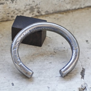 10.5 x 8mm wide and thick, Titanium cuff bracelet men, Hammered rustic rough heavy style bracelet, Grade 2 Titanium, Men&#39;s titanium Bangle