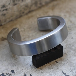 20mm x 8mm wide and thick, Heavy Titanium cuff bracelet, handmade, solid grade 2 titanium bracelet, titanium jewelry, Men's gym bangle