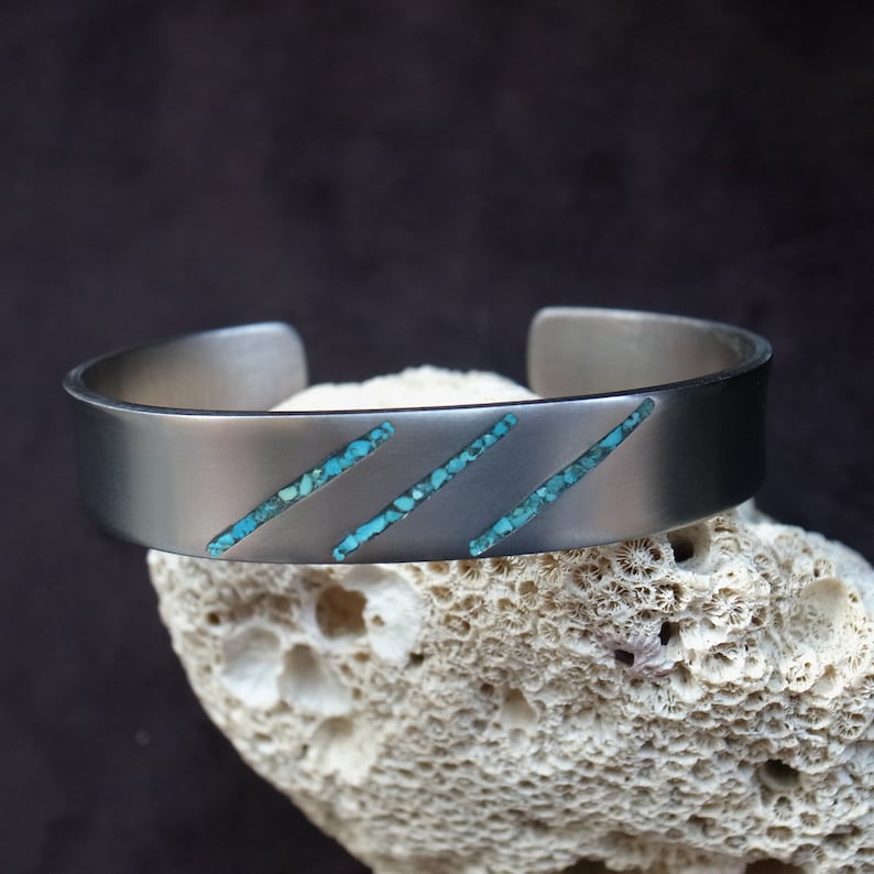 Turquoise titanium cuff bracelet, 12.7mm wide, Handmade Turquoise inlay Grade 2 Titanium cuff bracelet, Men's Women's 3rd Anniversary Bangle image 3