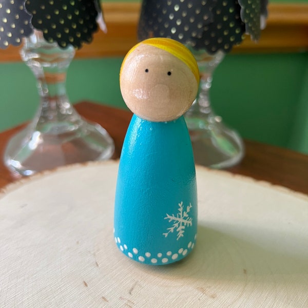 Snow princess wooden peg doll - pretend play - wooden toy - children's toy