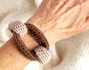 Bracciale rigido all'uncinetto beige e marrone - Bracciale rigido in cotone spesso