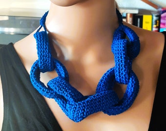 crochet royal blue cotton necklace gehäkelt kette  crochet neck accessories gift for her chunky necklace statement crochet chain