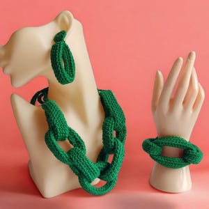 Personalized Crochet Jewelry Gift Set: Chunky Necklace, Cuff Bracelet & Stud Earrings