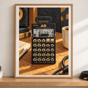 PO-24 Kontorsficka för operatör, träposter för musikstudio, A2 utskrivbar för nedladdning bild 5