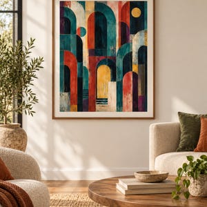 Pode incluir: Uma impress&atilde;o de arte de parede emoldurada com uma composi&ccedil;&atilde;o abstrata de arcos geom&eacute;tricos sobrepostos em azul-petr&oacute;leo profundo, laranja queimado, amarelo mostarda e roxo escuro. O design inclui linhas verticais e um motivo de sol amarelo.