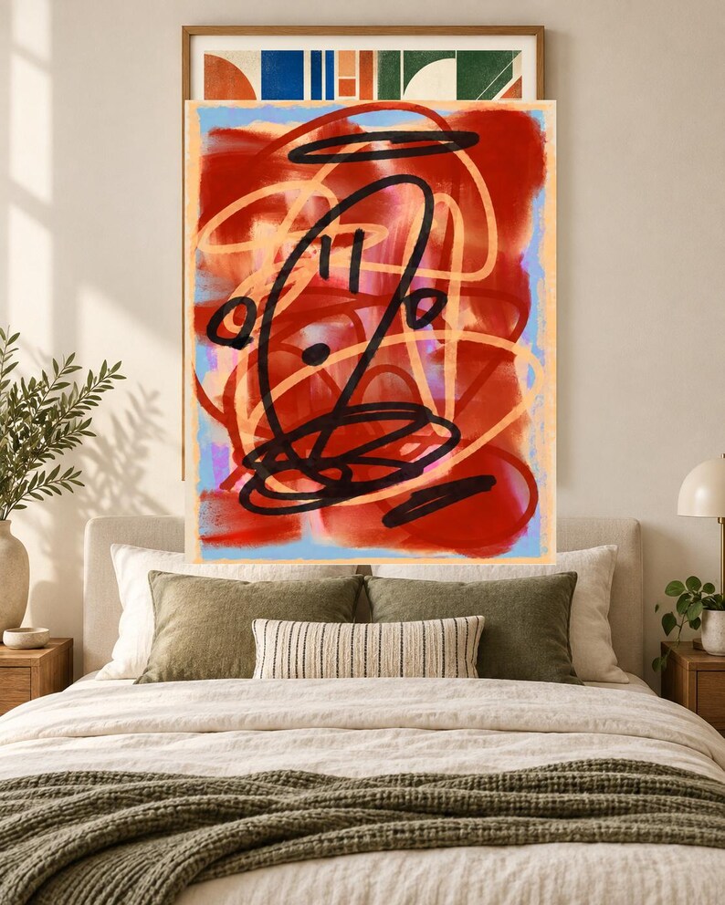 K&ouml;nnte beinhalten: Ein rechteckiger Wandkunstdruck mit einer k&uuml;hnen abstrakten Komposition. Das Kunstwerk zeigt dicke, geschwungene schwarze Tintenlinien, die &uuml;ber einen leuchtend roten und orangefarbenen Hintergrund geschichtet sind, akzentuiert durch hellblaue R&auml;nder.