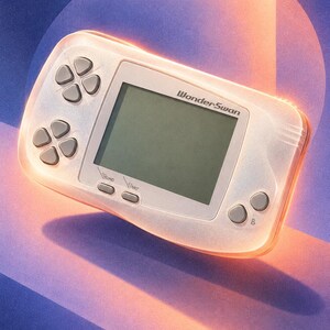 Pu&ograve; includere: Una console di gioco portatile WonderSwan con un involucro bianco traslucido, uno schermo centrale, un pad direzionale a sinistra, due piccoli pulsanti sotto lo schermo etichettati Sound e Start, e due pulsanti di azione a destra con A e B.