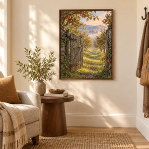 Peut inclure: Une impression d'art mural rectangulaire repr&eacute;sentant un paysage avec un portail en bois ouvert menant &agrave; un verger de pommiers ensoleill&eacute; et des collines brumeuses en arri&egrave;re-plan. L'&oelig;uvre est encadr&eacute;e d'un fin cadre en bois brun.