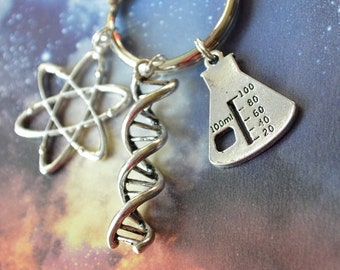 Biolojewelry - Atom DNA Double Helix Beaker Science Biology Chemistry Theme Keychain