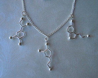 Biolojewelry - Mini Neurotransmitter Molecule Necklace - Dopamine Norepinephrine Serotonin