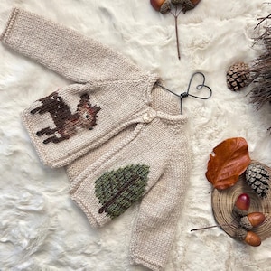 Baby Deer Simple Intarsia Knitting Pattern | Forest Fawn Cardigan (PDF Download)