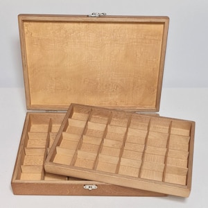 Collection_ Opbergdoos / doos met 48 vakken / lichtbruine verzameldoos met verwijderbare laag / opbergdoos voor collectie