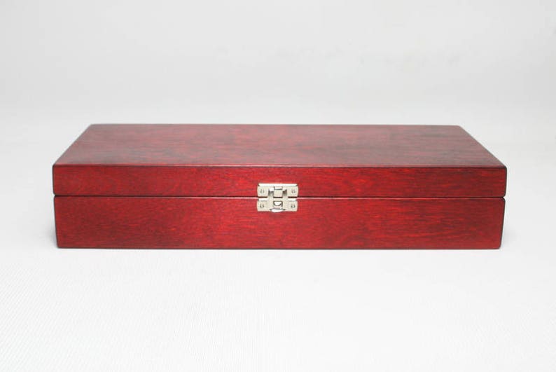 Boîte en bois rouge 12,6 x 5,12 x 2,36 pouces Boîte souvenir Boîte de rangement Coffret cadeau Boîte peinte en rouge Coffret cadeau Boîte de faveur Boîte en bois image 4