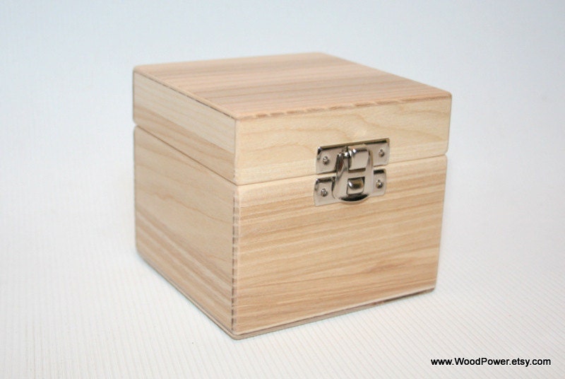 Small Wooden Box / Small Gift Box / Keepsake Box / Ash Wood Box 2.75 X 2.75  X 2.95 Inch 