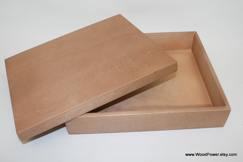 Caja de madera Marrón claro / Caja tamaño A4 / Caja con tapa puesta / 30 x  21 x 5 cm -  España