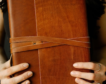 Handmade leather Journal, leather sketchbook, lined leather notebook, last minute gift for him, gift for her, unique gift ideas