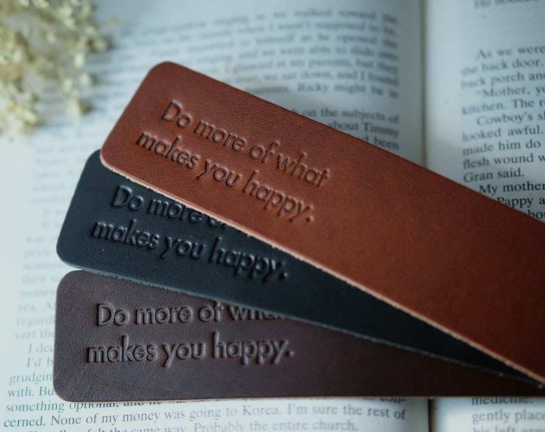 Personalized leather book mark, leather bookmark, gift for book lovers, gift for bookworm, custom bookmark, unique bookmark Bild 4