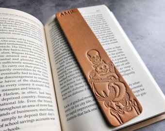 Skeleton and cat book mark / Custom Bookmark for Women, Personalized Leather Bookmark / Bookish gifts - Witchy gifts for cat lovers birthday