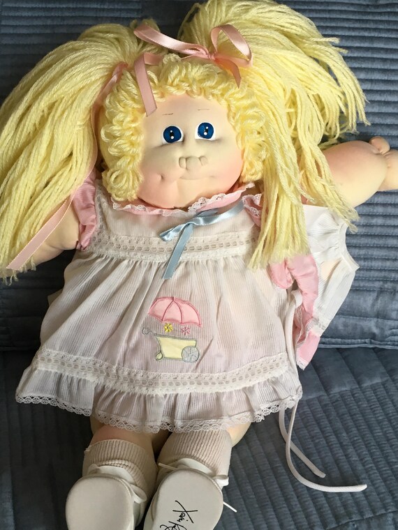 old cabbage patch dolls