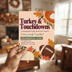 Einladung zum Thanksgiving-Football-Abend mit Truthahn und Touchdowns, Papierkürbis- und Kuchenmotiv, bearbeitbare Canva-Vorlage