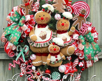 Gingerbread Baker Family Peppermint Christmas Wreath, Candy Christmas, Gingerbread boy, Gingerbread girl, Christmas Wreath, Winter Wreath