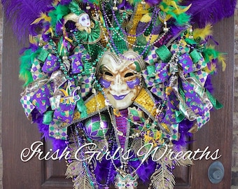 Mardi Gras Wreath, XXL Masquerade Traditional Mardi Gras Wreath, Venetian Jester Mask Wreath, King Cake, New Orleans feather headdress