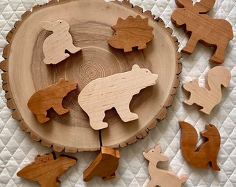 Wooden Woodland Animal Toys: Montessori Maple & Cherry Set