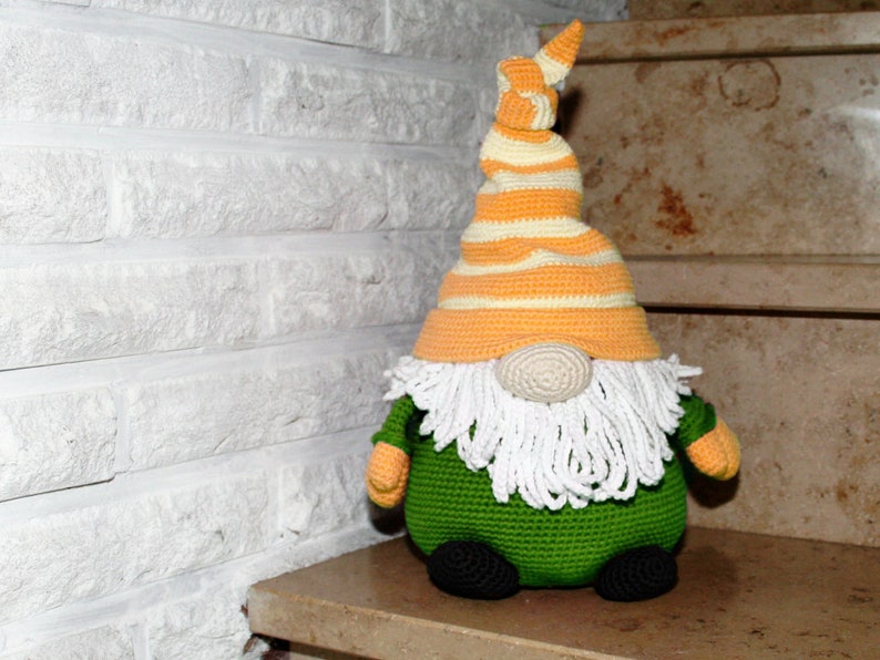 Gnome Doorstop, Decoration Crochet Pattern image 5