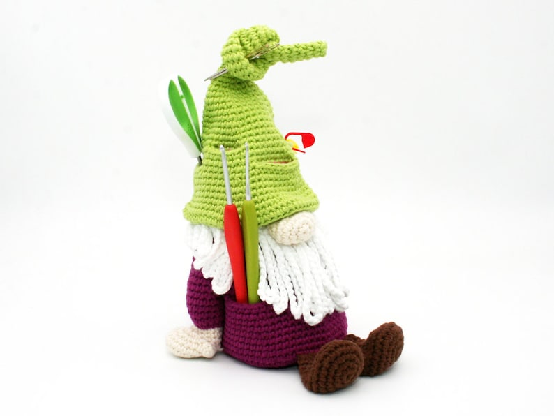 Phone Stand Gnome Crochet Pattern image 7