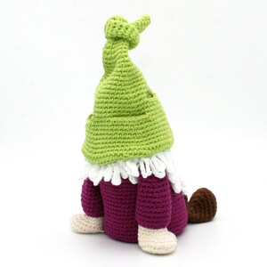 Phone Stand Gnome Crochet Pattern image 4