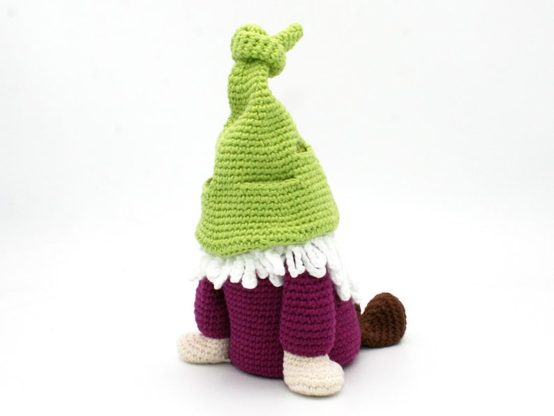 Phone Stand Gnome Crochet Pattern image 4