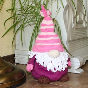 Gnome Doorstop, Decoration Crochet Pattern image 3