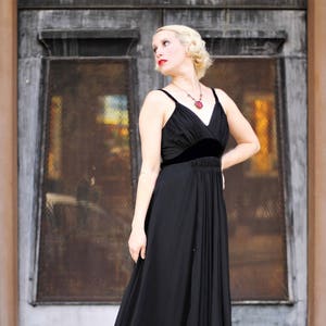 1930s black silk chiffon & velvet empire waist gown, Size Sm image 1