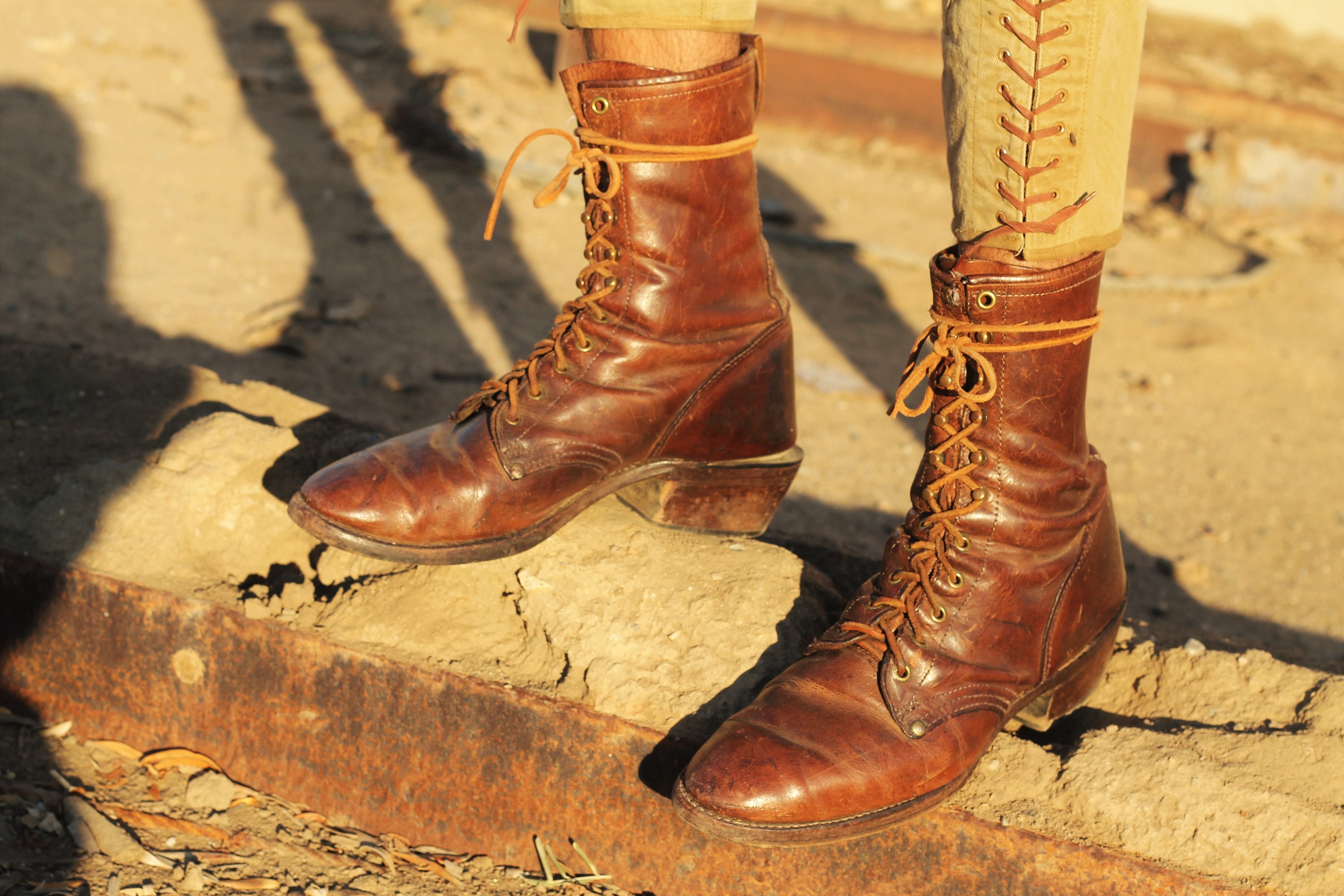 Rich brown 1940s Lace up packer work boots with original leather laces Made  in Italy Size 10 -11