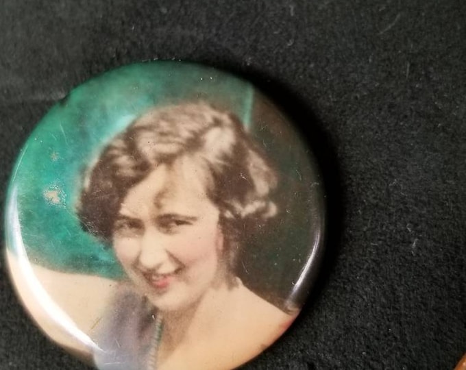 1920's  sweetheart mourning pin brooch with flapper girl's photograph.