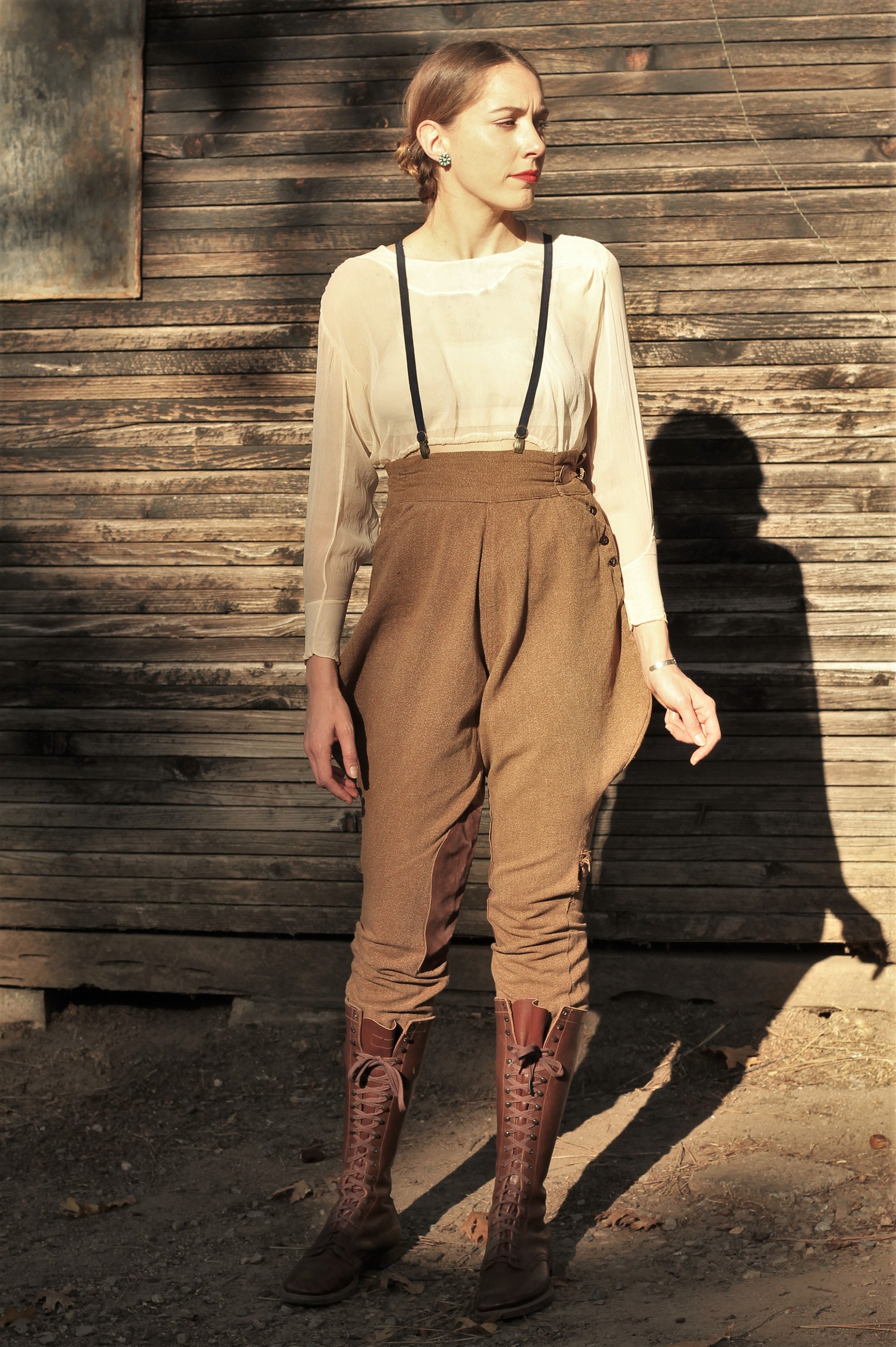 Early 1940s cotton twill riding pants, jodhpurs size 26 waist