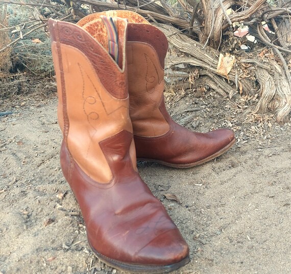 Fantastic  1940's two tone, Shorty, cowboy boots … - image 3