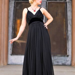 1930s black silk chiffon & velvet empire waist gown, Size Sm image 2