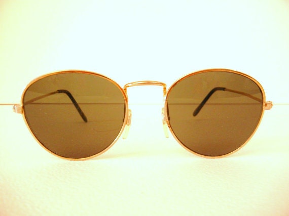 Stylish 1960's aviator sunglasses, First Class - image 2