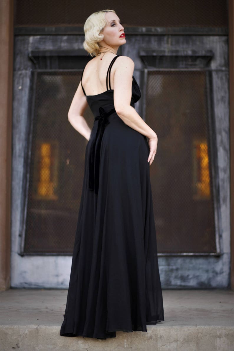 1930s black silk chiffon & velvet empire waist gown, Size Sm image 6