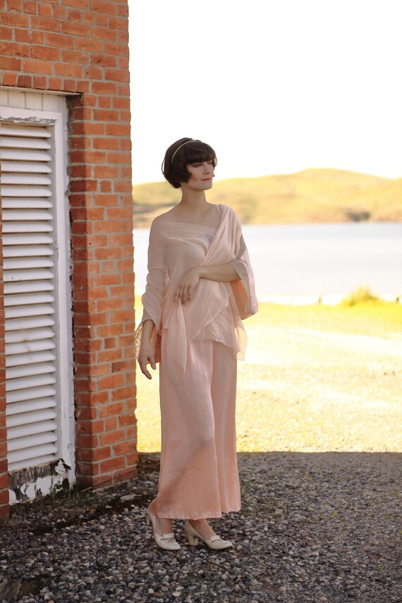 Glamorous 1930's lounge wear set of pyjamas, pants