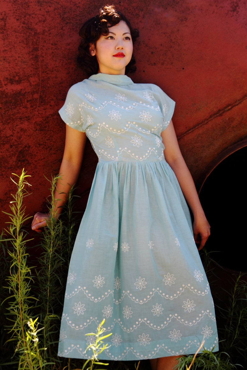 Ice blue 1930s sheer summer dress with raised white patterning, capped sleeves, fitted waist. Med image 4