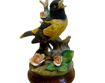 Vintage Porcelain Baltimore Oriole Blackbird Bird Figurine Statue Josef Originals w Wooden Base, Vintage Collectible Bird, Black and Yellow