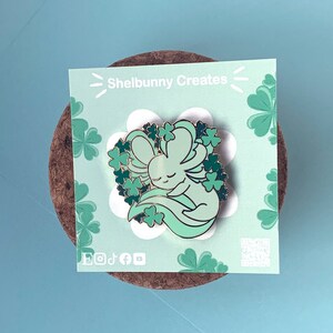 Kawaii Lucky Axolotl Enamel Pin | Ita Bag Accessory | Backpack Pin | Unique Axolotl Art | Purse Accessories | Gift Ideas