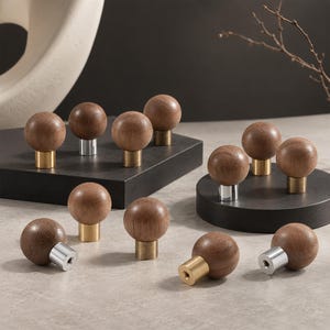 Vintage-Schrankknopf aus Walnussholz und Messing, Schubladengriff im Mid-Century-Stil, Möbelgriff im französischen Retro-Stil, Einloch-Schrankbeschlag